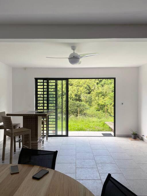 Spacieux Appartement A La Villa Montagne Le Carbet Exterior photo